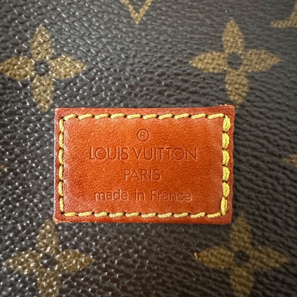Louis Vuitton Monogram Saumur MM (30) - Picture 12 of 16